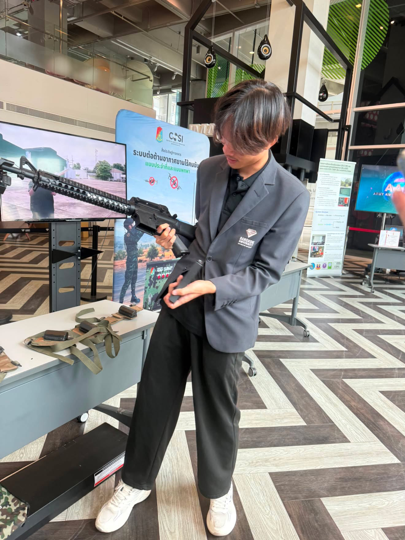 BU Conference — จัดแสดงผลงานวิจัย 6